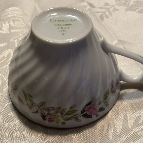 CREATIVE porcelain cup/saucer from Japan with pink roses, green leaves $25 - Picture 8 of 8